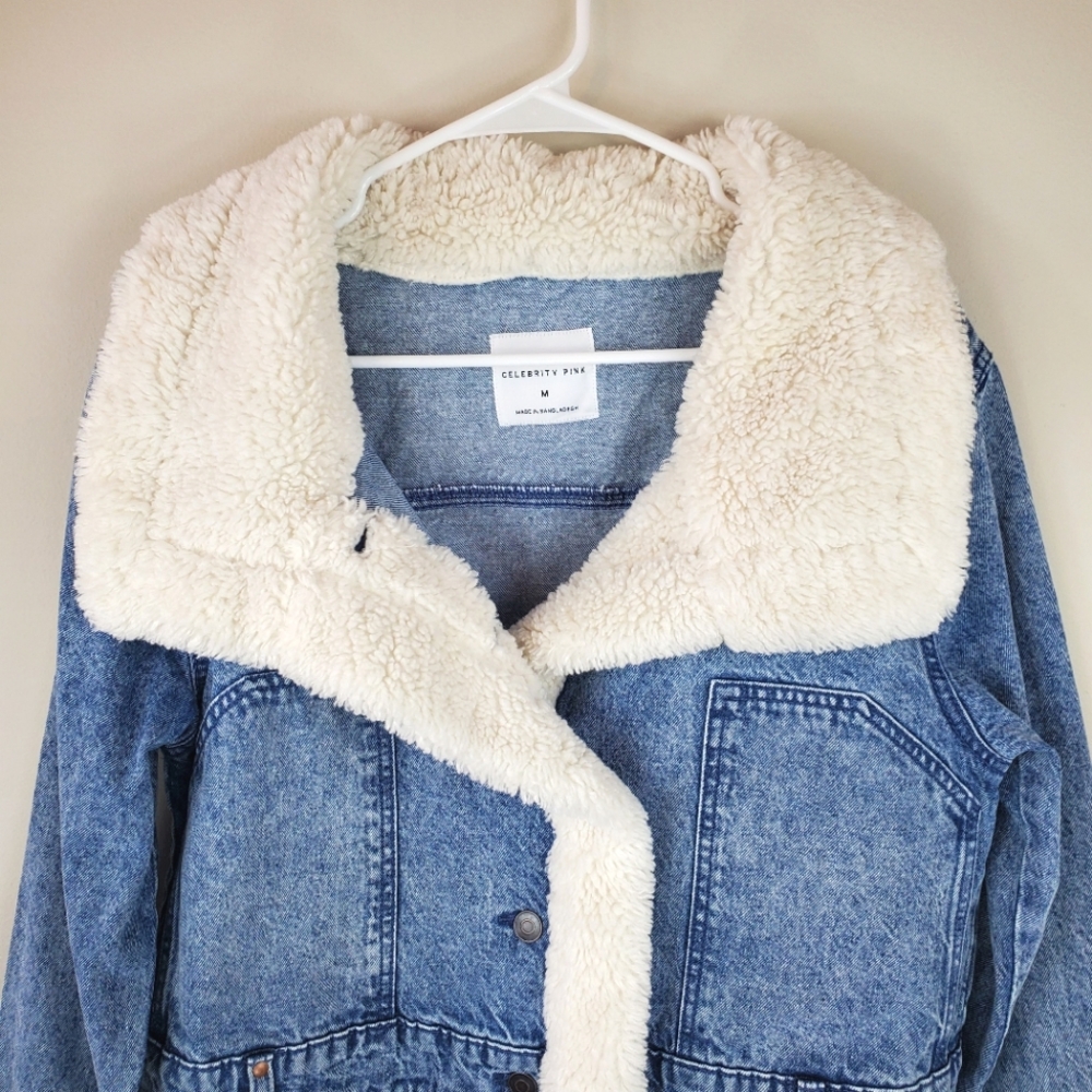 Celebrity Pink Size M Sherpa Button Up Denim Jean Jacket With Pockets - Picture 4 of 13